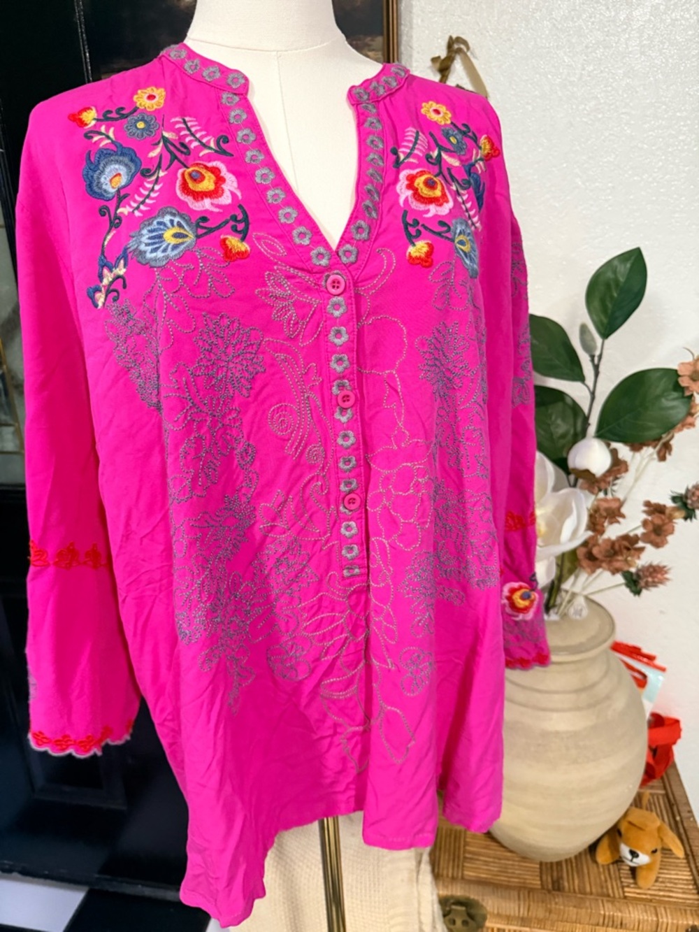 Embroidered V-Neck Tunic Top in Hot Pink